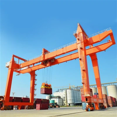 Skinnemontert container portalkran